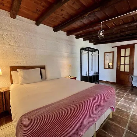 Dom wakacyjny Sitio De La Casa With Private Pool Arico